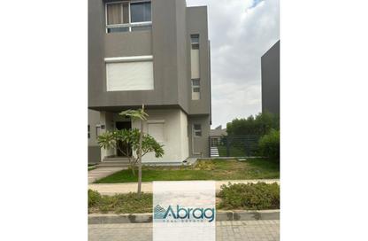 Duplex - 3 Bedrooms - 4 Bathrooms for sale in Etapa - Sheikh Zayed Compounds - Sheikh Zayed City - Giza