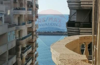 Apartment - 3 Bedrooms - 2 Bathrooms for sale in Sidi Beshr - Hay Awal El Montazah - Alexandria