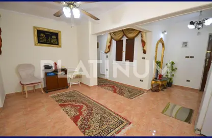 Apartment - 2 Bedrooms - 1 Bathroom for sale in Bin Mosleh Al Arman St. - Miami - Hay Awal El Montazah - Alexandria