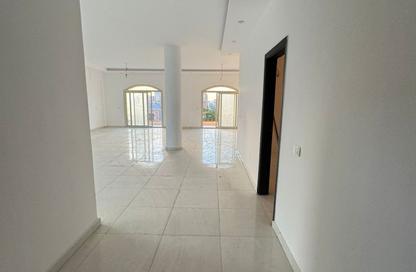 Apartment - 3 Bedrooms - 3 Bathrooms for rent in West Somid Road - West Somid - 6 October City - Giza