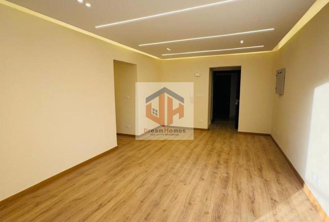 8075656 - Property Image 2