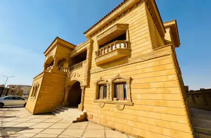 فيلا - 6 غرف نوم - 6 حمامات للايجار في الشروق سبرنجز - كمبوندات الشروق - مدينة الشروق - القاهرة