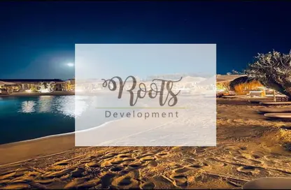 شاليه - 4 غرف نوم - 3 حمامات للبيع في المصيف - راس الحكمة - الساحل الشمالي