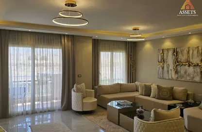 Apartment - 2 Bedrooms - 2 Bathrooms for sale in Stone Residence - 5th Settlement Compounds - The 5th Settlement - New Cairo City - Cairo