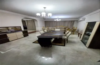 Apartment - 2 Bedrooms - 1 Bathroom for rent in Street 9 - Maadi - Hay El Maadi - Cairo