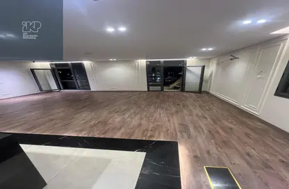 Apartment - 3 Bedrooms - 3 Bathrooms for sale in Eastown - 5th Settlement Compounds - The 5th Settlement - New Cairo City - Cairo