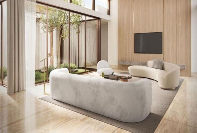 8004370 - Property Image 2
