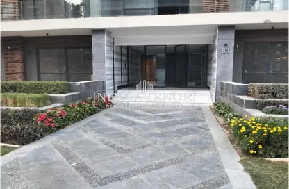 Apartment - 2 Bedrooms - 2 Bathrooms for sale in El Patio Oro - 5th Settlement Compounds - The 5th Settlement - New Cairo City - Cairo