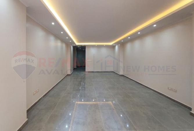 8006696 - Property Image 3