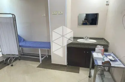 عيادة - استوديو - 1 حمام للايجار في شارع التسعين الشمالي - التجمع الخامس - مدينة القاهرة الجديدة - القاهرة