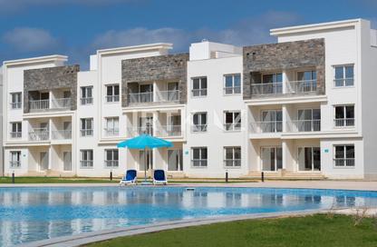 Chalet - 2 Bedrooms - 2 Bathrooms for sale in Sea View - Ras Al Hekma - North Coast