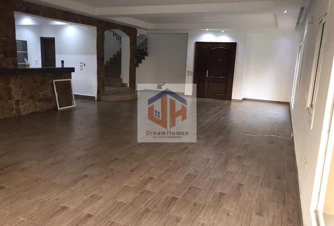 8023911 - Property Image 3