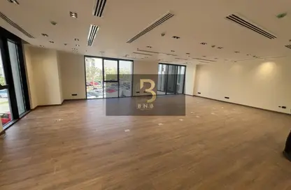 Office Space - Studio - 2 Bathrooms for rent in Hyde Park - 5th Settlement Compounds - The 5th Settlement - New Cairo City - Cairo