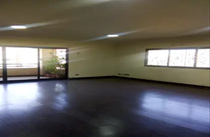 Office Space - Studio - 2 Bathrooms for rent in Dr Al Batrawy St. - 1st Zone - Nasr City - Cairo