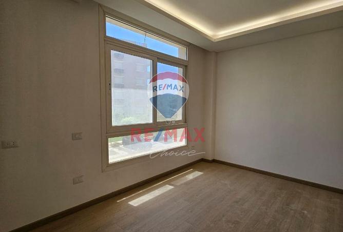 8268589 - Property Image 2