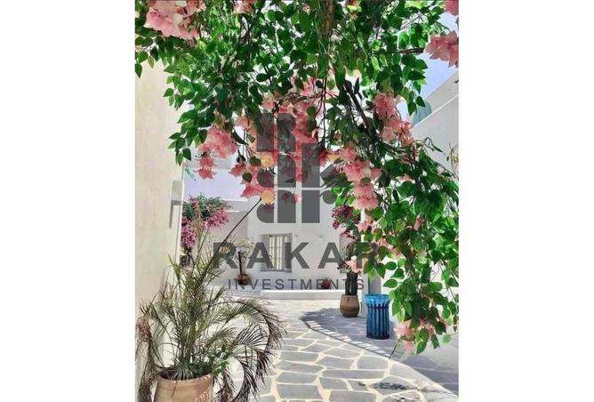 8376702 - Property Image 2