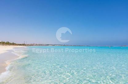 Chalet - 2 Bedrooms - 3 Bathrooms for sale in Direction White - Ras Al Hekma - North Coast
