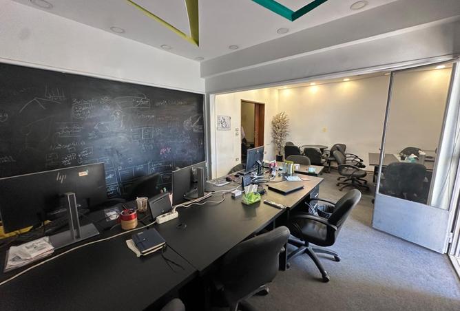 8349100 - Property Image 2