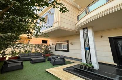 Villa - 7+ Bedrooms - 7+ Bathrooms for sale in Al Gezira St. - South Investors Area - New Cairo City - Cairo