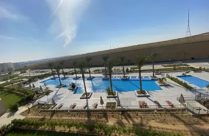 Apartment - 3 Bedrooms - 3 Bathrooms for sale in The Fourteen Golf Residences - Uptown Cairo - Mokattam - Cairo