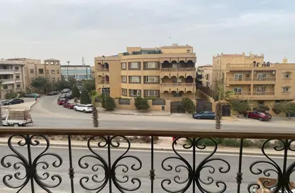 Apartment - 3 Bedrooms - 3 Bathrooms for sale in Akhnaton St. - District 5 - The 5th Settlement - New Cairo City - Cairo