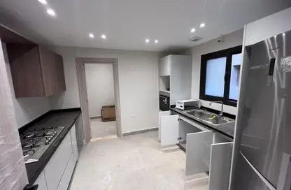 شقة - 3 غرف نوم - 3 حمامات للبيع في 6 ويست - بيفرلي هيلز - كمبوندات الشيخ زايد - الشيخ زايد - الجيزة