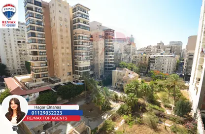 Apartment - 3 Bedrooms - 3 Bathrooms for rent in Omar Al Mokhtar St. - Janaklees - Hay Sharq - Alexandria