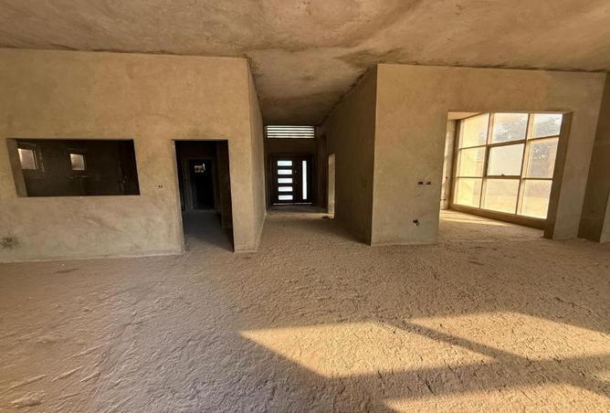 8212925 - Property Image 2