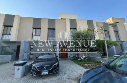 Townhouse - 3 Bedrooms - 4 Bathrooms for sale in Al Burouj Compound - El Shorouk Compounds - Shorouk City - Cairo