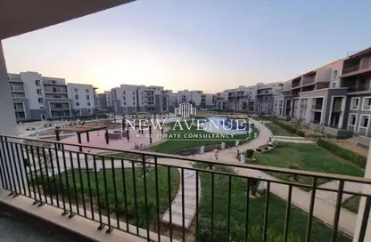 Apartment - 3 Bedrooms - 3 Bathrooms for sale in October Plaza - 6 October Compounds - 6 October City - Giza