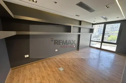 Office Space - Studio - 1 Bathroom for rent in Arkan Plaza - 26th of July Corridor - Sheikh Zayed City - Giza
