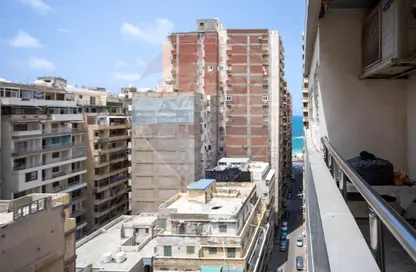 شقة - 3 غرف نوم - 2 حمامات للبيع في طريق الجيش - ميامي - حي اول المنتزة - الاسكندرية