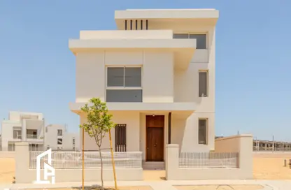 Villa - 4 Bedrooms - 4 Bathrooms for sale in Cairo Gate - Sheikh Zayed Compounds - Sheikh Zayed City - Giza