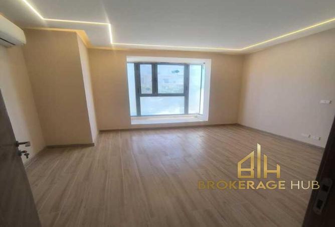8024661 - Property Image 3