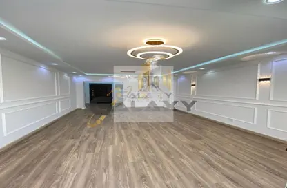 Apartment - 2 Bedrooms - 1 Bathroom for sale in Madinaty - Cairo