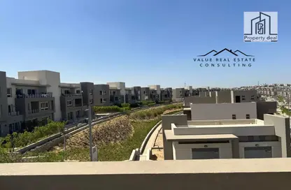 Villa - 4 Bedrooms - 3 Bathrooms for sale in Etapa - Sheikh Zayed Compounds - Sheikh Zayed City - Giza