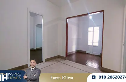شقة - 3 غرف نوم - 1 حمام للايجار في كامب شيزار - حي وسط - الاسكندرية