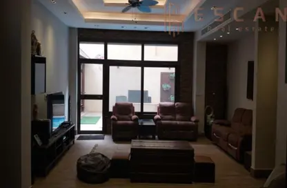 Duplex - 3 Bedrooms - 3 Bathrooms for rent in Ahmed Moharam St. - The 1st Settlement - New Cairo City - Cairo