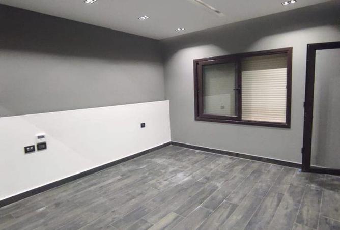 8323830 - Property Image 2