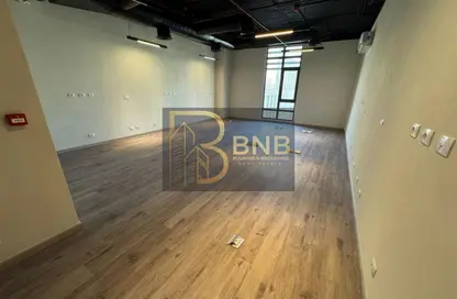 Co-Working Space - Studio - 2 Bathrooms for rent in District 5 - 5th Settlement Compounds - The 5th Settlement - New Cairo City - Cairo