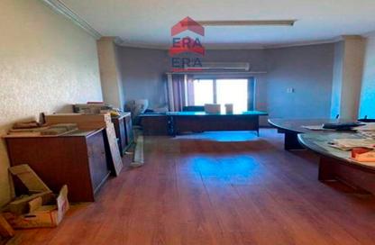 Office Space - Studio - 4 Bathrooms for sale in New Cairo Centre - North Teseen St. - The 5th Settlement - New Cairo City - Cairo