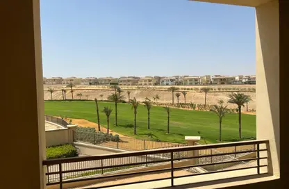 Villa - 5 Bedrooms - 4 Bathrooms for sale in Levana - Uptown Cairo - Mokattam - Cairo