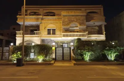 فيلا - 3 غرف نوم - 4 حمامات للبيع في إي تي-إيست - كمبوندات مدينة المستقبل - مدينة المستقبل - القاهرة