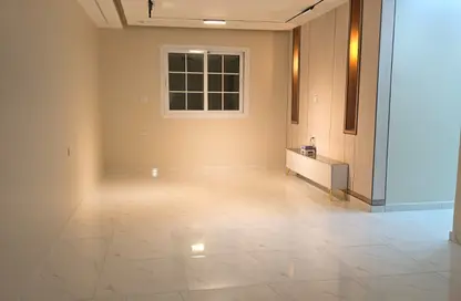 شقة - 3 غرف نوم - 2 حمامات للبيع في البوابة الرابعة - مينا - حدائق الاهرام - الجيزة