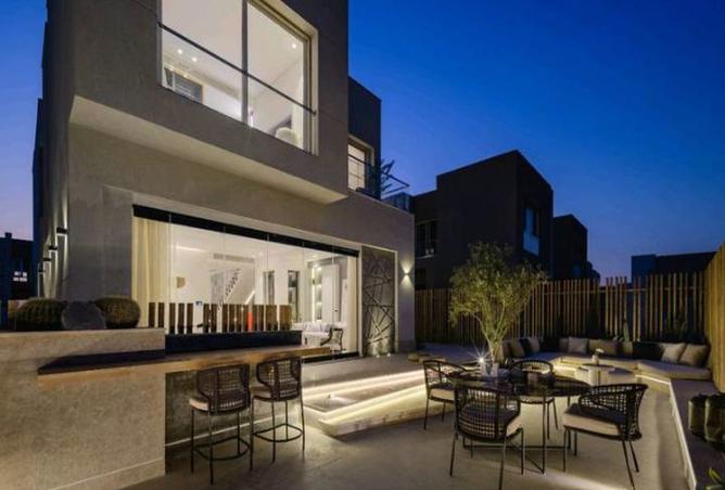 8081390 - Property Image 2
