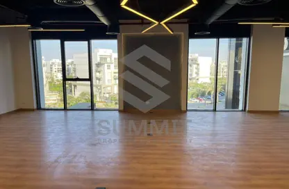 مساحات مكتبية - استوديو للايجار في مول هايد بارك بيزنس - شارع التسعين الجنوبي - التجمع الخامس - مدينة القاهرة الجديدة - القاهرة