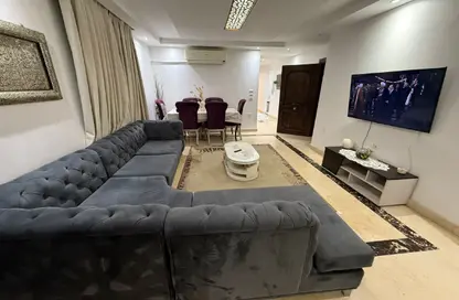 Apartment - 3 Bedrooms - 3 Bathrooms for rent in Arafat St. - Dokki - Giza