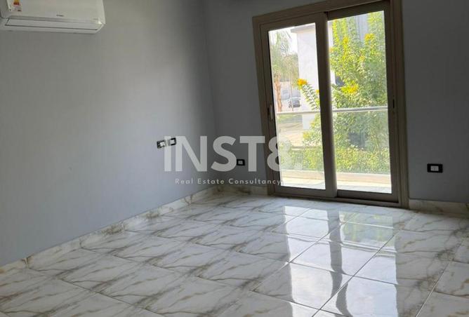 8326124 - Property Image 2