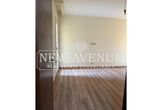 8189621 - Property Image 3