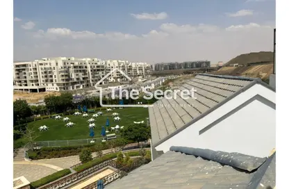 Apartment - 2 Bedrooms - 3 Bathrooms for sale in Mountain View iCity - 5th Settlement Compounds - The 5th Settlement - New Cairo City - Cairo